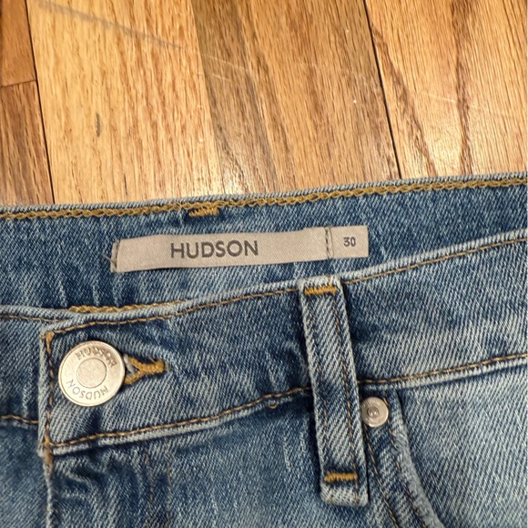 HUDSON JEANS Gemma Mid Rise Denim Shorts - Picture 5 of 6
